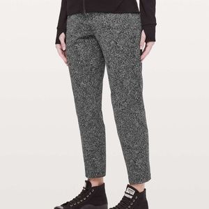 lululemon On the Fly pants jacquard black in size